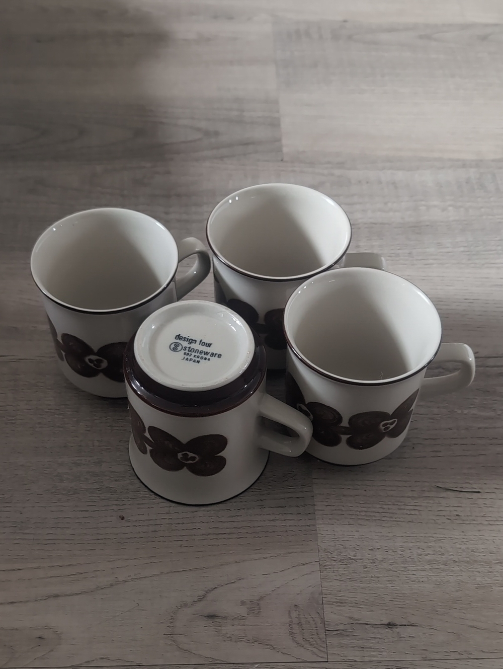 Vintage Design Four Stoneware "Krona" Mugs - Set of 4